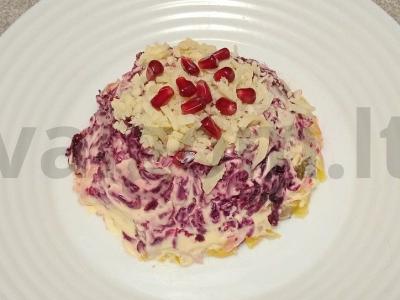 Salotas „Monomacho kepurė“ pagrindine nuotrauka