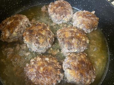 Mėgstamos sūrio kotletės iš jautienos faršo Žingsnis 7