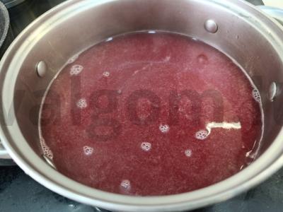 Raudonųjų serbentų ir aviečių kisielius Žingsnis 7