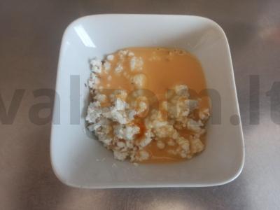 Švelni varškės ir grietinėlės apkepas su sezamo sėklomis Žingsnis 3