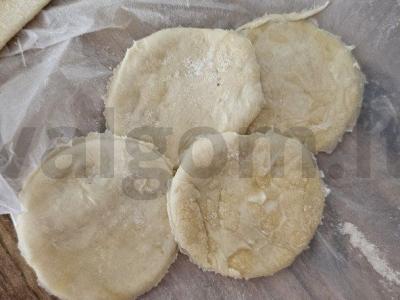 Klasikiniai namų virtiniai su jautienos faršu Žingsnis 6