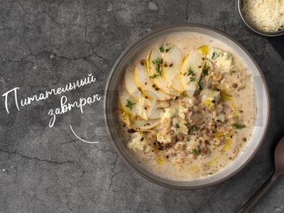 Avižinė košė su gorgonzola ir kriauše pagrindine nuotrauka