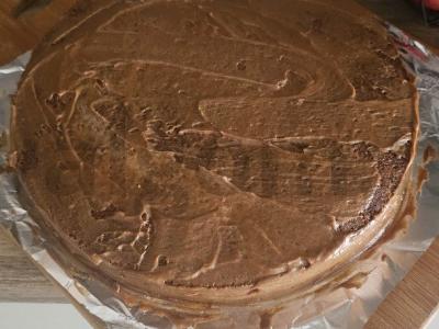 Šokoladinis tortas su vyšnių-jogurto įdaru Žingsnis 11