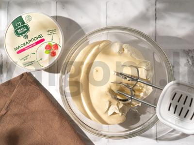 Vyno-bruknių tiramisu Žingsnis 7