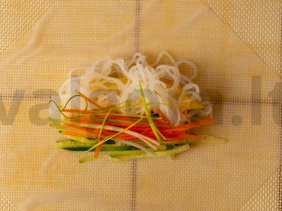 Švieži spring roll'ai su krevetėmis Žingsnis 5