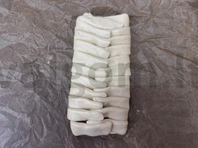 Sluoksniuota tešla su šokoladu ir migdolų drožlėmis Žingsnis 4