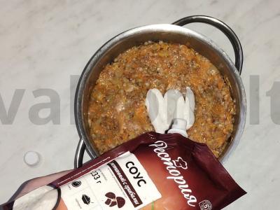 Kiaulienos ir grikių kotletai su morkomis Žingsnis 6