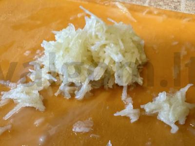 Kiaulienos faršo kotletai su česnaku Žingsnis 3