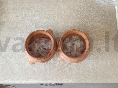 Daržovių troškinys su kalakutiena puoduose Žingsnis 3