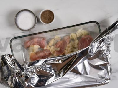 Vištienos ir žiedinio kopūsto apkepas Žingsnis 1