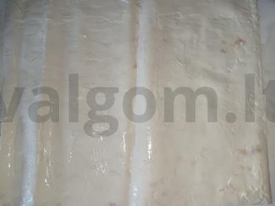 Lavašas su raudonąja žuvimi ir agurku Žingsnis 1