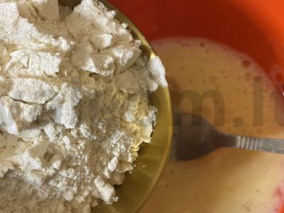 Sriuba su svogūnų ritiniais ir česnaku Žingsnis 3