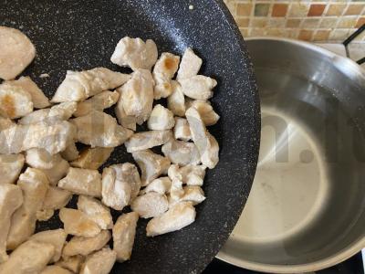 Sriuba su svogūnų ritiniais ir česnaku Žingsnis 7