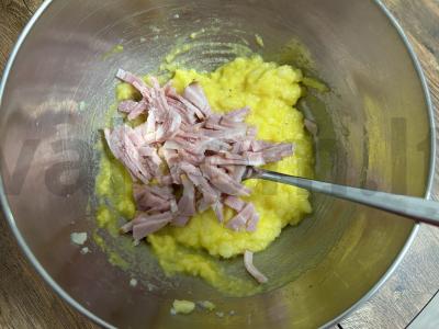 Bulvių blynas su šonine Žingsnis 2