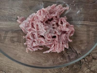 Lula kebabas su marinuotais svogūnais Žingsnis 3