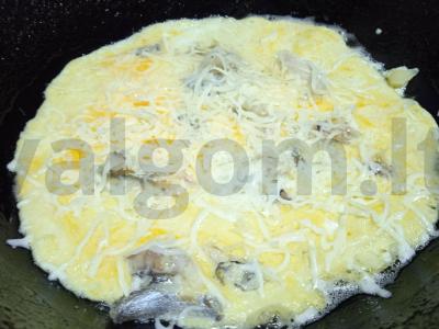 Omletas su putassu po sūriu Žingsnis 6