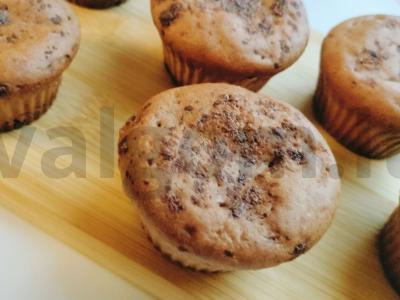 Švelnūs šokoladiniai keksiukai pagrindine nuotrauka