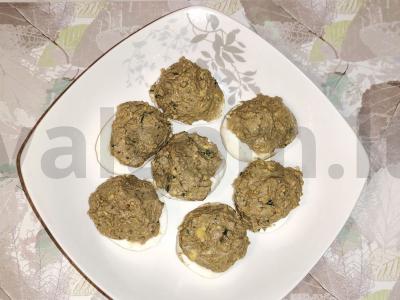 Užkandis „Šprotų-patetinis nuotaika su salierais“ pagrindine nuotrauka