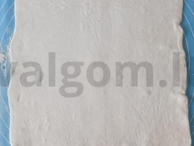 Sluoksniuoti pyragėliai su mėsa Žingsnis 2