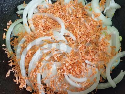 Bulguro plovas su jautiena, čili pipirais ir česnaku Žingsnis 2