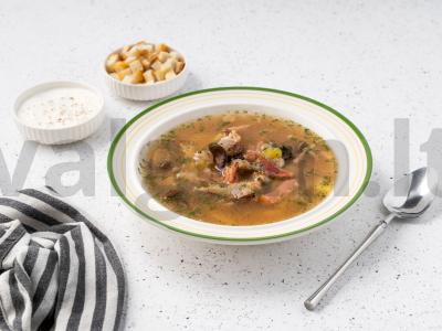 Rūkyto šoninės sriuba pagrindine nuotrauka