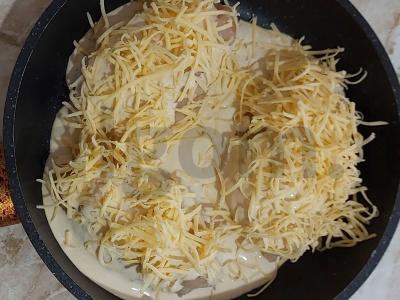 Vištienos kotletai grietinės ir garstyčių padaže Žingsnis 4