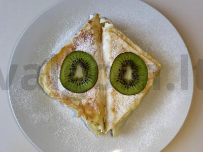 Trikampiai su varškės ir vyšnių įdaru pagrindine nuotrauka