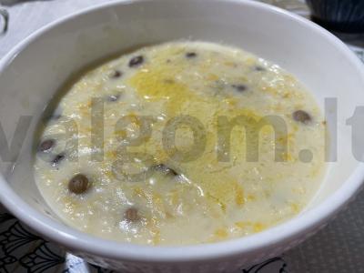 Kukurūzų košė su moliūgu ir razinomis pagrindine nuotrauka