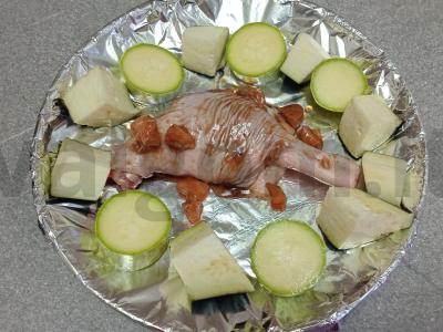 Anties šlaunelė marinatu su cinamonu, kepta su cukinija ir baklažanu Žingsnis 4