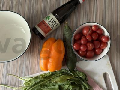 Daržovių salotas su špinatais Žingsnis 1