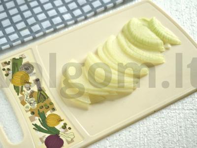 Vištienos, morkų ir žirnių salotos Žingsnis 1