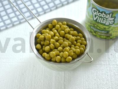 Vištienos, morkų ir žirnių salotos Žingsnis 4