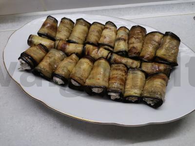 Baklažanų ritinėliai su varške Žingsnis 6