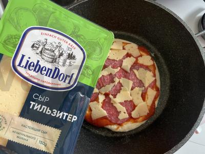 Mini pica su dešra ir sūriu pusryčiams Žingsnis 3