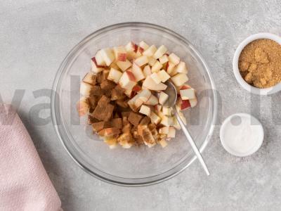 Galetė su spanguolėmis ir obuoliais Žingsnis 8