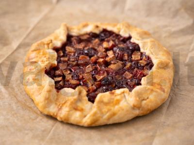 Galetė su spanguolėmis ir obuoliais Žingsnis 13