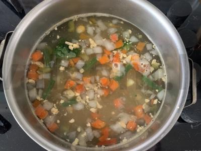 Sūrio sriuba su daržovėmis kaimiškai Žingsnis 3