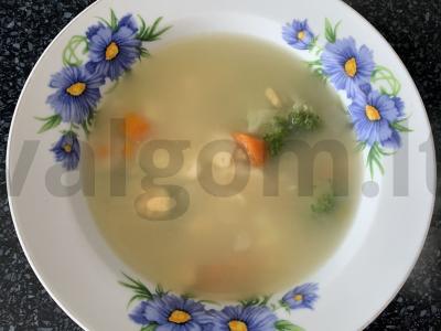 Sūrio sriuba su daržovėmis kaimiškai pagrindine nuotrauka