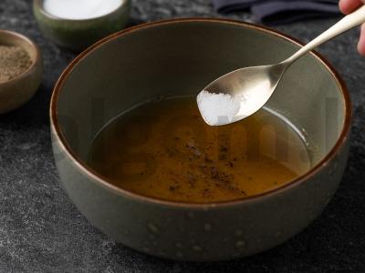 Šiltas salotas su kalmarais Žingsnis 1