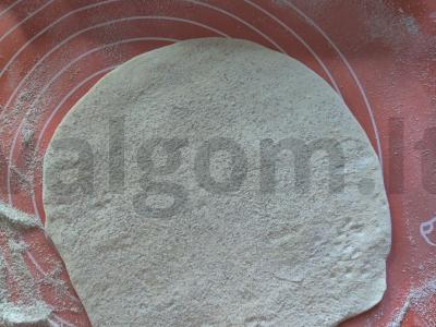 Sūrio valtinė su dešra pusryčiams Žingsnis 1