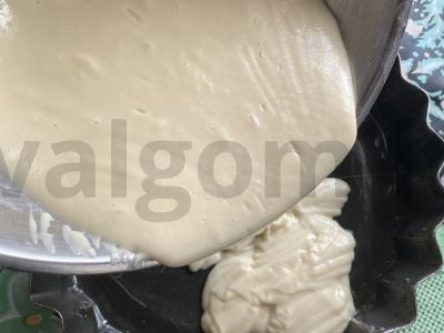 Šarlotė su kefyru Žingsnis 6