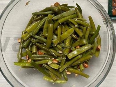 Pupelių užkandis su riešutais pagrindine nuotrauka