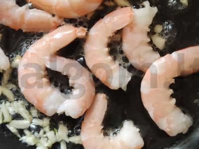 Krevetės grietinėlės padaže Žingsnis 2