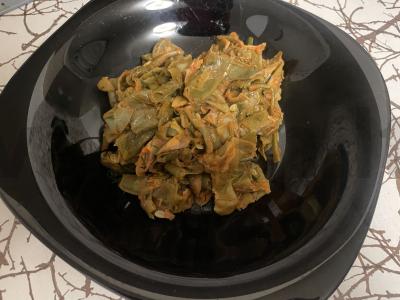 Žalioji pupelė pomidorų padaže su česnaku Žingsnis 5