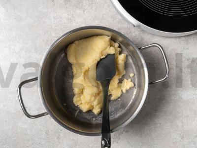 Širdelės su lengvu rikotos kremu Žingsnis 2