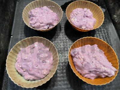 Baltyminiai keksiukai su uogomis Žingsnis 3