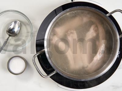 Sriuba iš kiaulinių šonkaulių Žingsnis 1