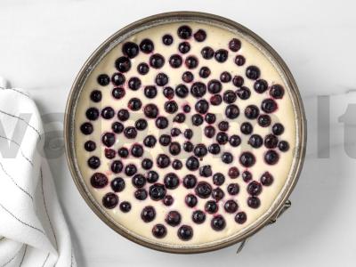 Paprastas pyragas su serbentais Žingsnis 4