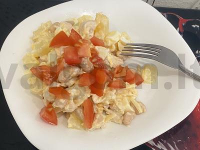 Salotas „Fantazija“ su baltais pupelėmis pagrindine nuotrauka