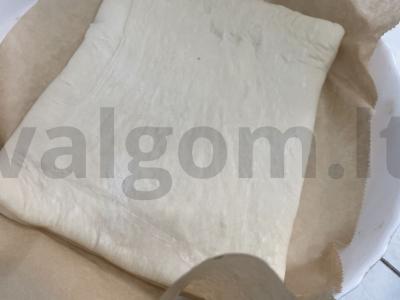 Abrikosų juostelės iš sluoksniuoto tešlos „Versalis“ Žingsnis 1